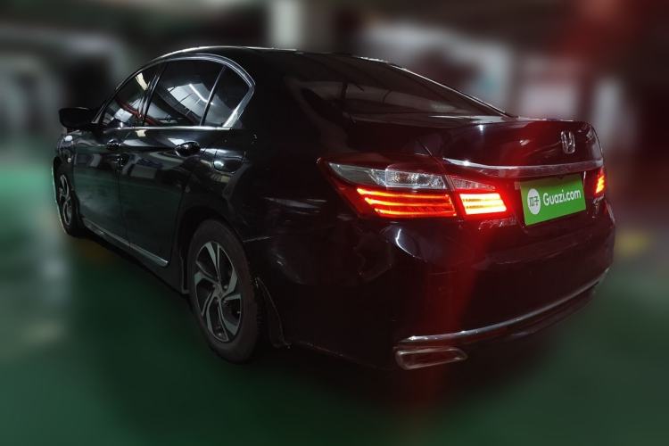 Used Honda Accord 2016 2.0L Comfort Edition Rear Left 45 Deg