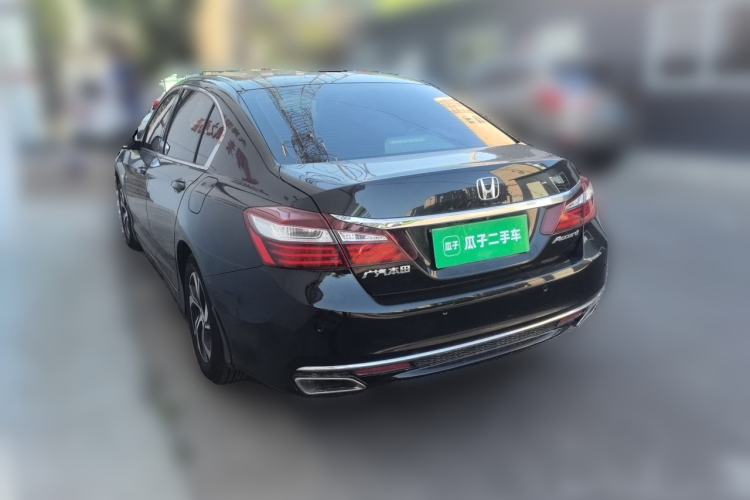 Used Honda Accord 2016 2.0L Comfort Edition Rear Left 45 Deg