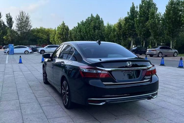 Used Honda Accord 2016 Hybrid 2.0L Rui Ling Edition Rear Left 45 Deg