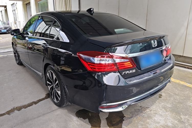 Used Honda Accord 2016 Hybrid 2.0L Rui Ling Edition Rear Left 45 Deg