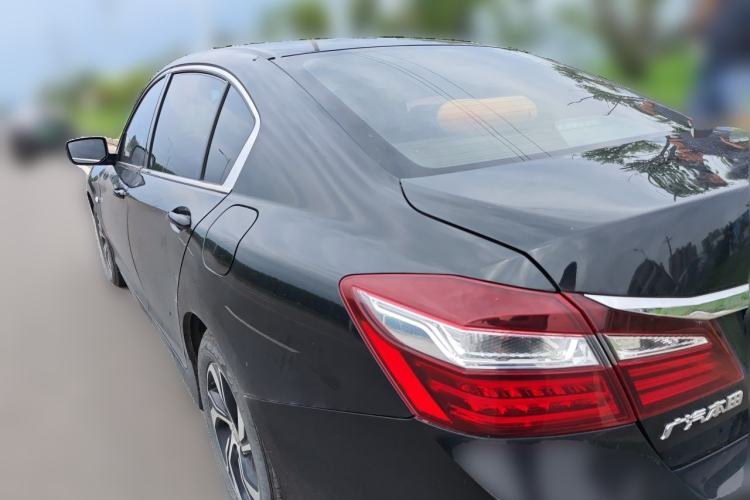 Used Honda Accord 2016 2.0L Comfort Edition Rear Left 45 Deg