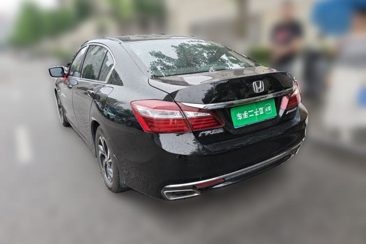 Used Honda Accord 2016 2.0L Comfort Edition Rear Left 45 Deg