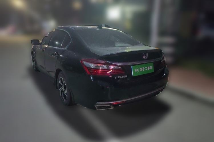 Used Honda Accord 2016 2.0L Comfort Edition Rear Left 45 Deg