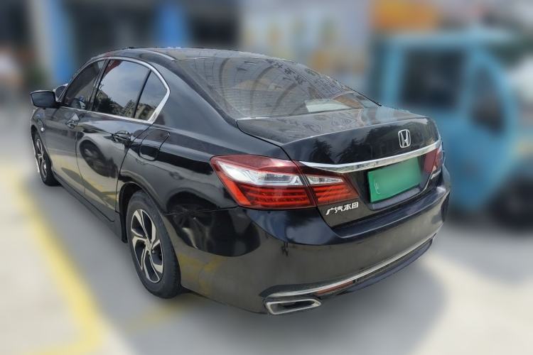 Used Honda Accord 2016 2.0L Comfort Edition Rear Left 45 Deg