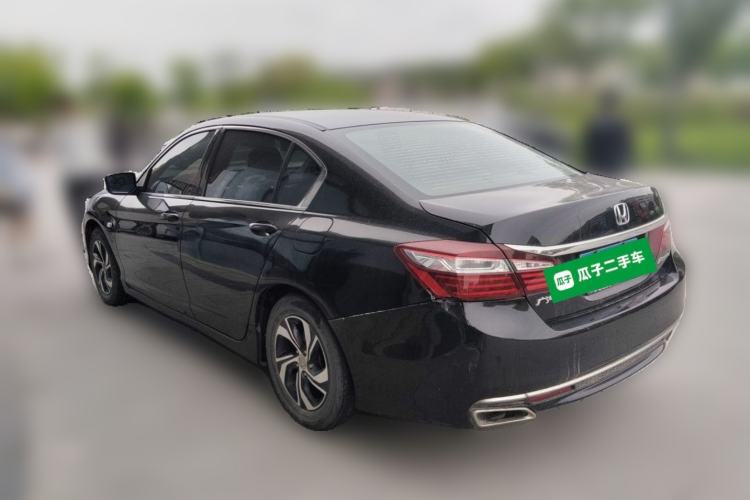 Used Honda Accord 2016 2.0L Comfort Edition Rear Left 45 Deg