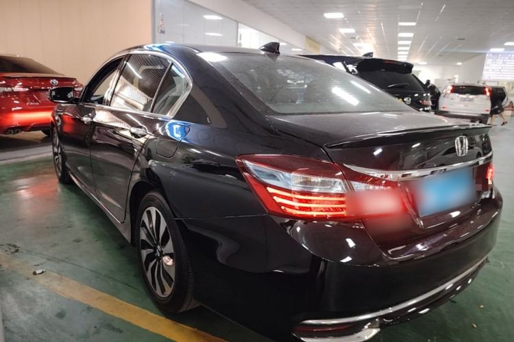 Used Honda Accord 2016 Hybrid 2.0L Sharp Edition Rear Left 45 Deg