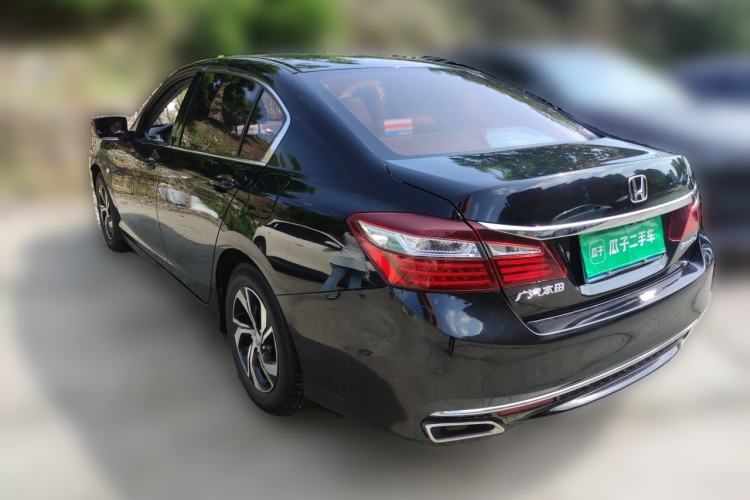 Used Honda Accord 2016 2.0L Comfort Edition Rear Left 45 Deg