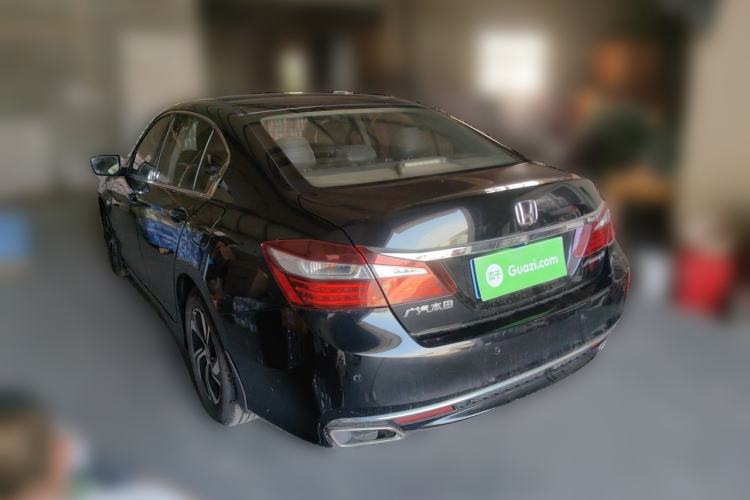 Used Honda Accord 2016 2.0L Comfort Edition Rear Left 45 Deg
