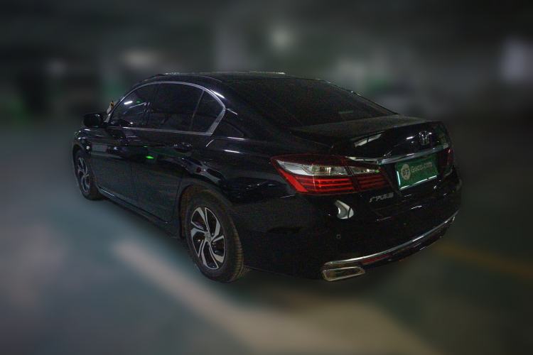 Used Honda Accord 2016 2.0L Comfort Edition Rear Left 45 Deg