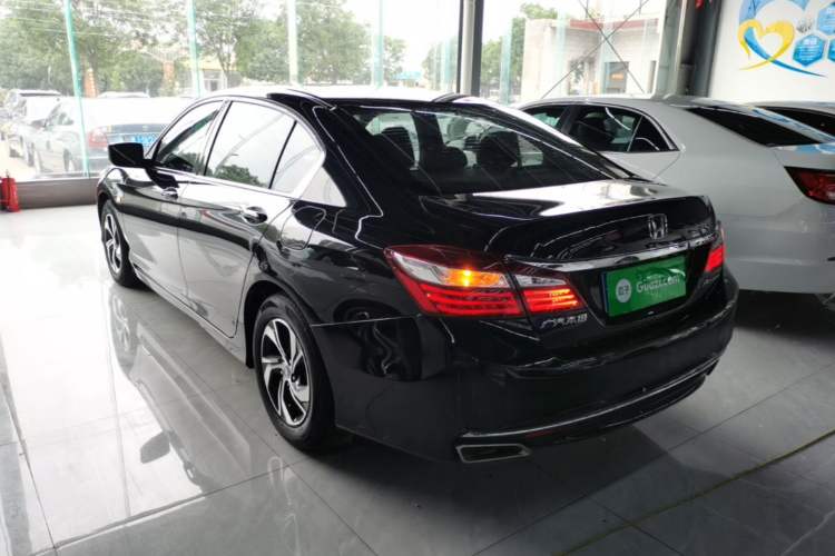 Used Honda Accord 2016 2.0L Comfort Edition Rear Left 45 Deg