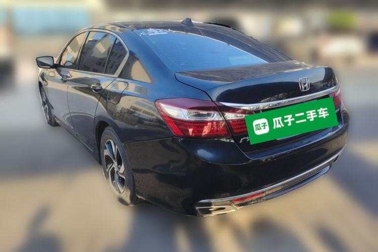 Used Honda Accord 2016 2.0L Comfort Edition Rear Left 45 Deg
