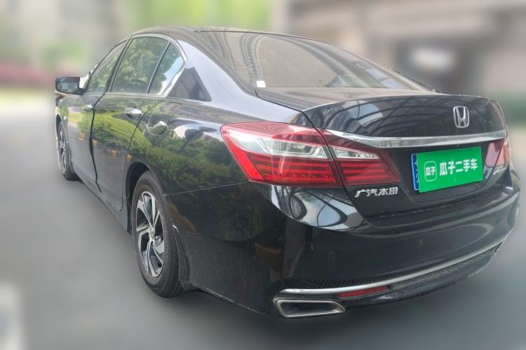 Used Honda Accord 2016 2.0L Comfort Edition Rear Left 45 Deg