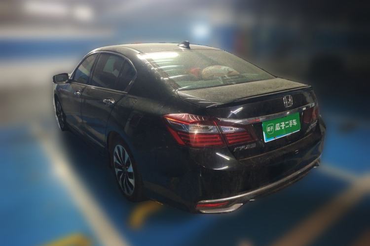 Used Honda Accord 2016 Hybrid 2.0L Sharp Edition Rear Left 45 Deg