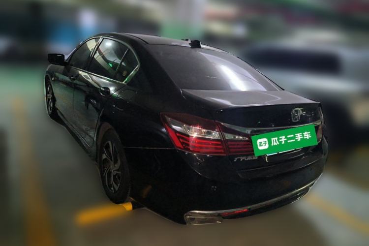 Used Honda Accord 2016 2.0L Comfort Edition Rear Left 45 Deg