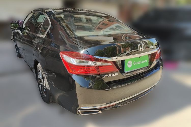 Used Honda Accord 2016 2.0L Comfort Edition Rear Left 45 Deg