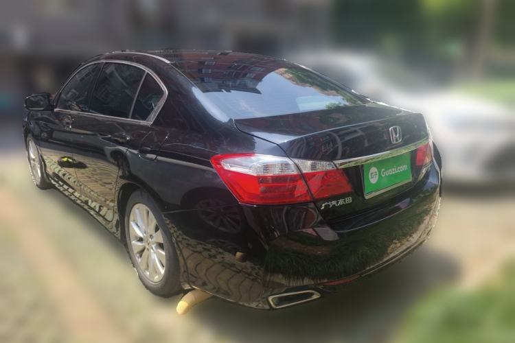 Used Honda Accord 2016 2.4L EX New Year Limited Edition Special Package Rear Left 45 Deg