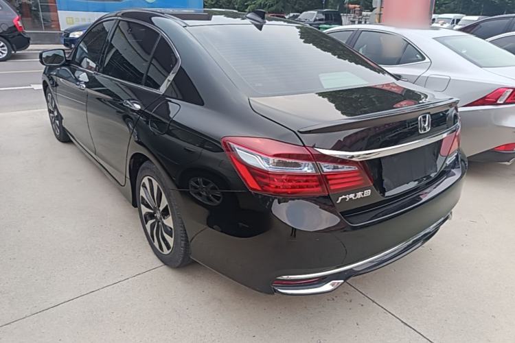 Used Honda Accord 2016 Hybrid 2.0L Sharp Edition Rear Left 45 Deg