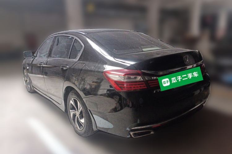 Used Honda Accord 2016 2.0L Comfort Edition Rear Left 45 Deg