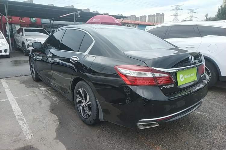 Used Honda Accord 2016 2.0L Comfort Edition Rear Left 45 Deg