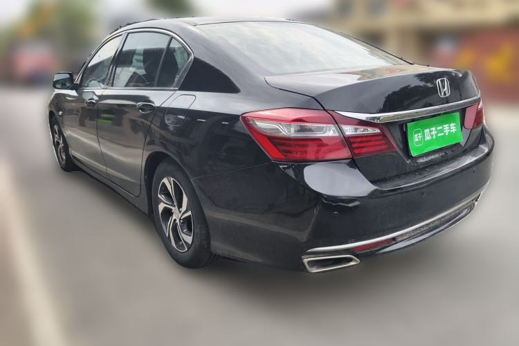 Used Honda Accord 2016 2.0L Comfort Edition Rear Left 45 Deg