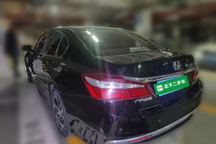 Used Honda Accord 2016 2.0L Comfort Edition Rear Left 45 Deg