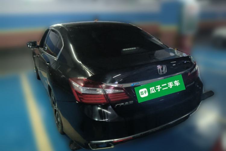Used Honda Accord 2016 2.0L Comfort Edition Rear Left 45 Deg