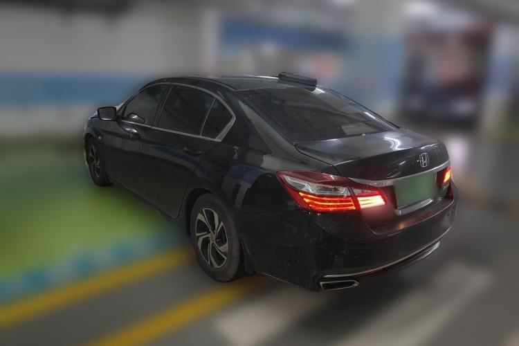 Used Honda Accord 2016 2.0L Comfort Edition Rear Left 45 Deg