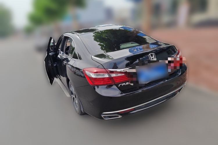 Used Honda Accord 2016 2.0L Comfort Edition Rear Left 45 Deg