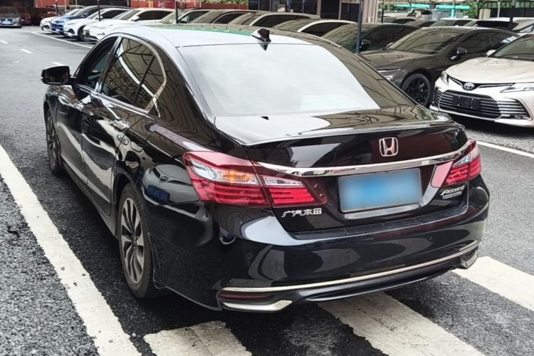 Used Honda Accord 2016 Hybrid 2.0L Sharp Edition Rear Left 45 Deg