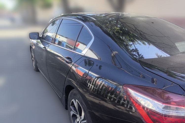 Used Honda Accord 2016 2.0L Comfort Edition Rear Left 45 Deg