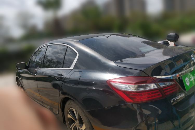 Used Honda Accord 2016 2.0L Comfort Edition Rear Left 45 Deg