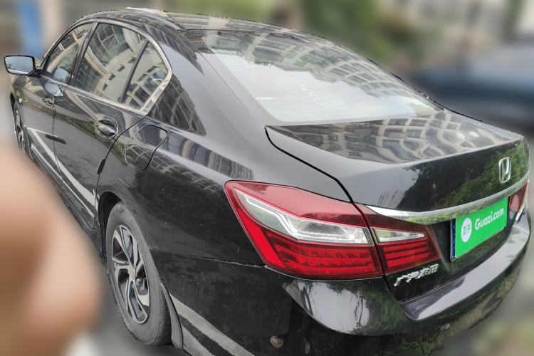 Used Honda Accord 2016 2.0L Comfort Edition Rear Left 45 Deg