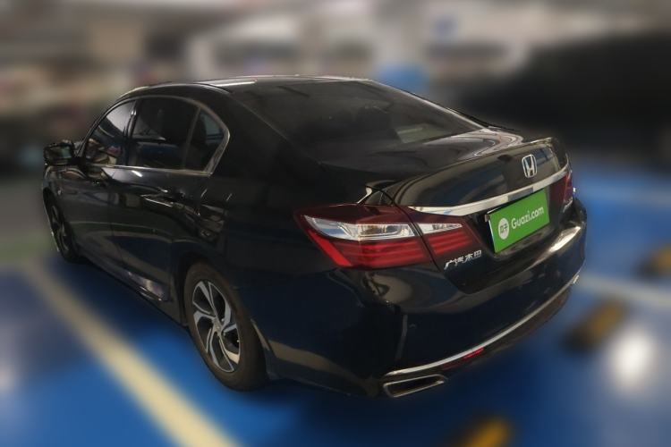 Used Honda Accord 2016 2.0L Comfort Edition Rear Left 45 Deg