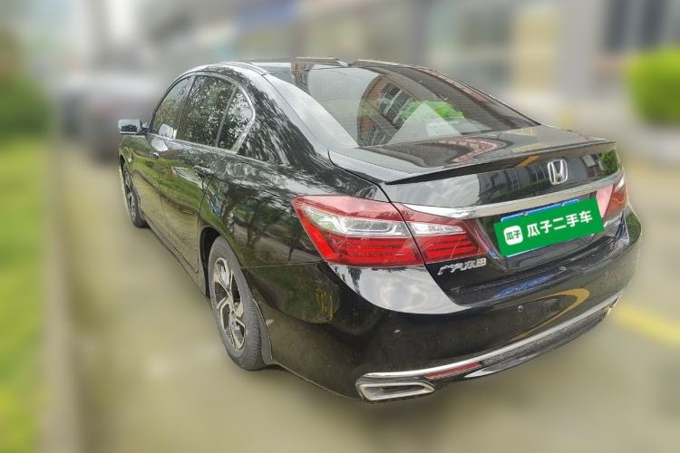 Used Honda Accord 2016 2.0L Elite Edition Rear Left 45 Deg