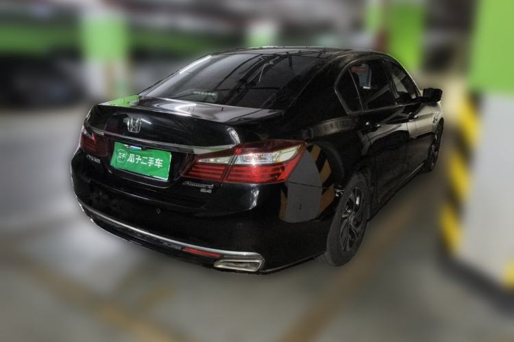 Used Honda Accord 2016 2.0L Elite Edition Rear Right 45 Deg