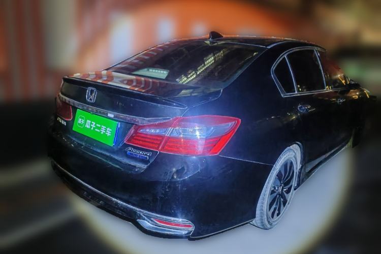 Used Honda Accord 2016 Hybrid 2.0L Sharp Edition Rear Right 45 Deg