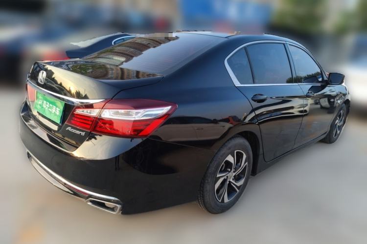 Used Honda Accord 2016 2.0L Elite Edition Rear Right 45 Deg