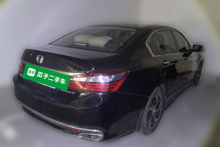 Used Honda Accord 2016 2.0L Comfort Edition Rear Right 45 Deg