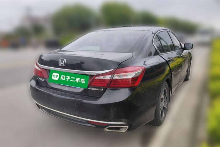 Used Honda Accord 2016 2.0L Comfort Edition Rear Right 45 Deg