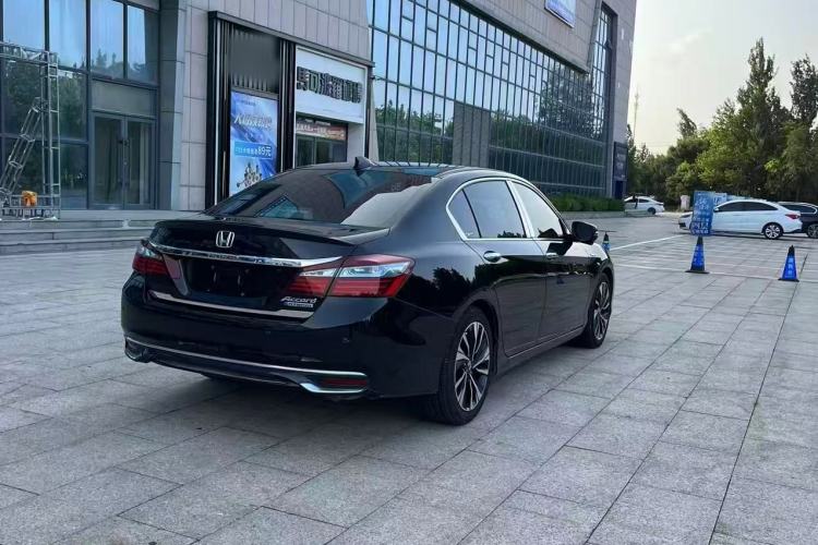 Used Honda Accord 2016 Hybrid 2.0L Rui Ling Edition Rear Right 45 Deg