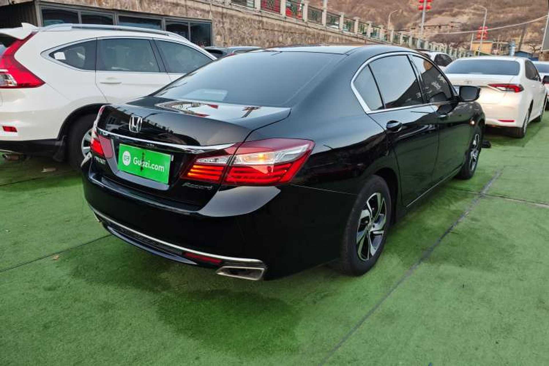 Used Honda Accord 2016 2.0L Comfort Edition Rear Right 45 Deg