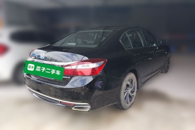 Used Honda Accord 2016 2.0L Elite Edition Rear Right 45 Deg