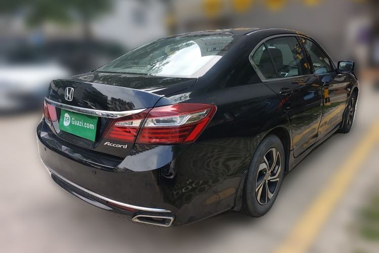 Used Honda Accord 2016 2.0L Comfort Edition Rear Right 45 Deg