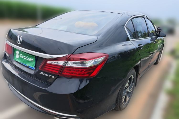 Used Honda Accord 2016 2.0L Comfort Edition Rear Right 45 Deg
