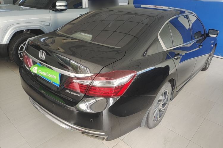 Used Honda Accord 2016 2.0L Comfort Edition Rear Right 45 Deg