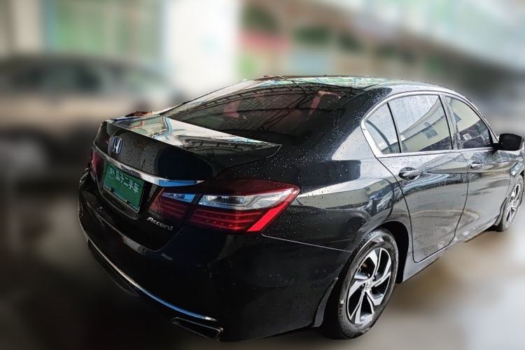 Used Honda Accord 2016 2.0L Comfort Edition Rear Right 45 Deg