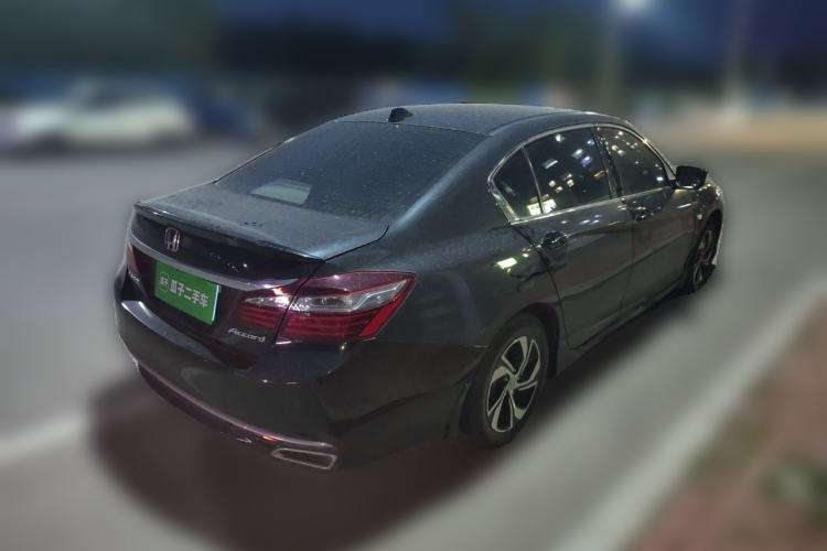 Used Honda Accord 2016 2.0L Comfort Edition Rear Right 45 Deg
