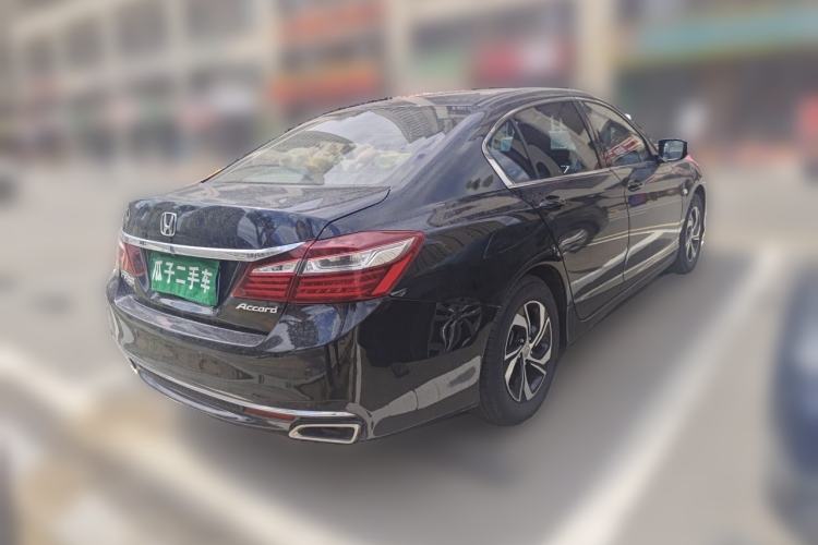 Used Honda Accord 2016 2.0L Comfort Edition Rear Right 45 Deg