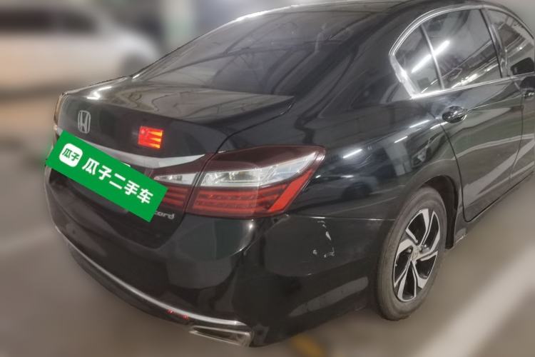 Used Honda Accord 2016 2.0L Comfort Edition Rear Right 45 Deg