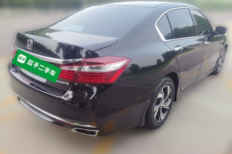 Used Honda Accord 2016 2.0L Comfort Edition Rear Right 45 Deg